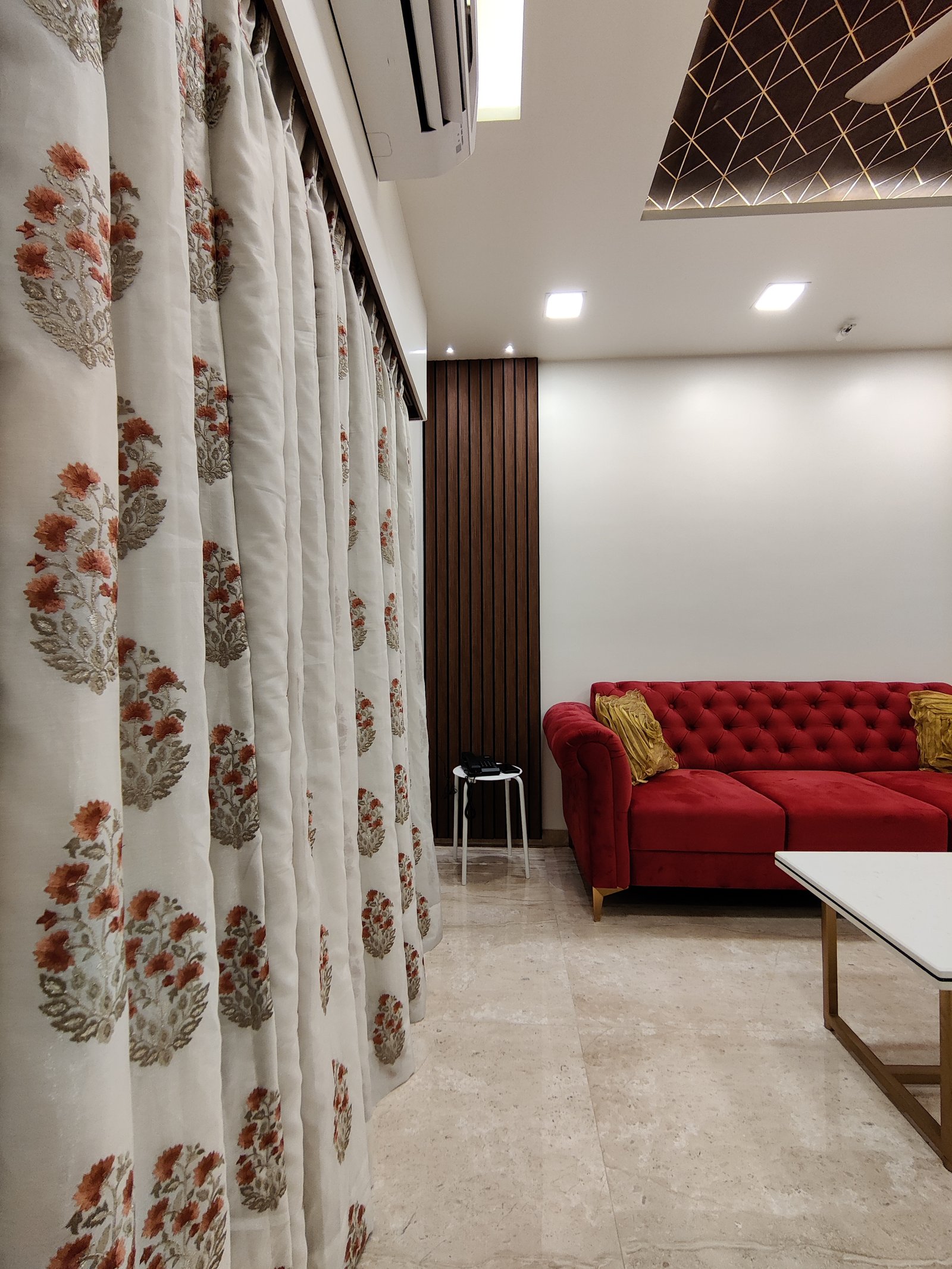 1703 Thane
